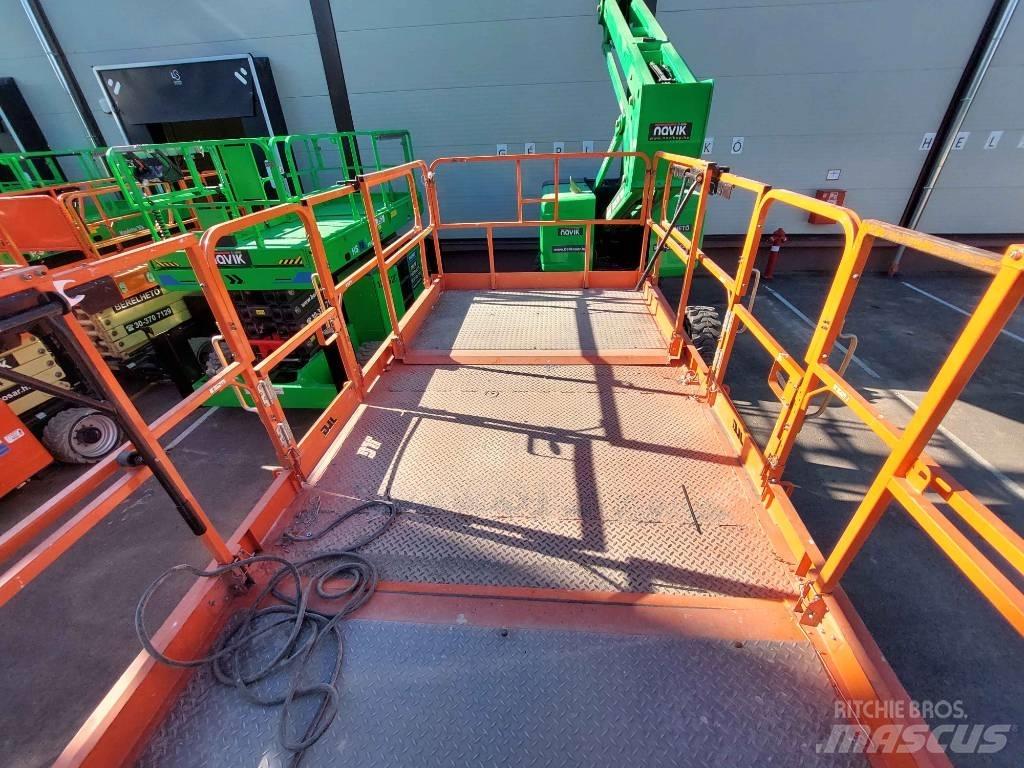 JLG 430 LRT Piattaforme a pantografo