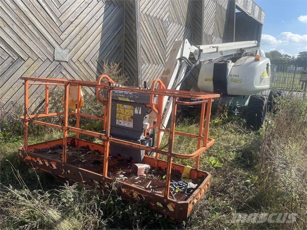 JLG 600AJ Piattaforme a braccio articolato