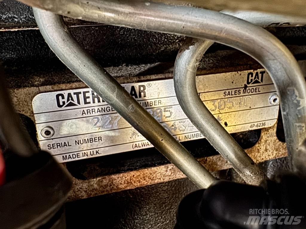 CAT 432 E Terne