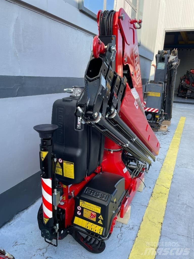 Fassi F85B.0.24 Gru da carico