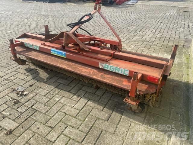 Agric W U M -2-3 Spazzatrici