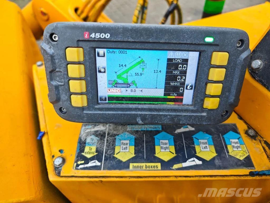 Unic URA 376 C Mini gru