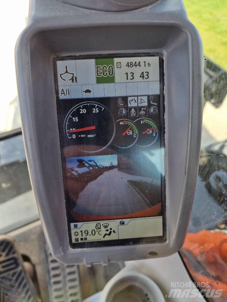 Hitachi ZX220W-6 Escavatori gommati