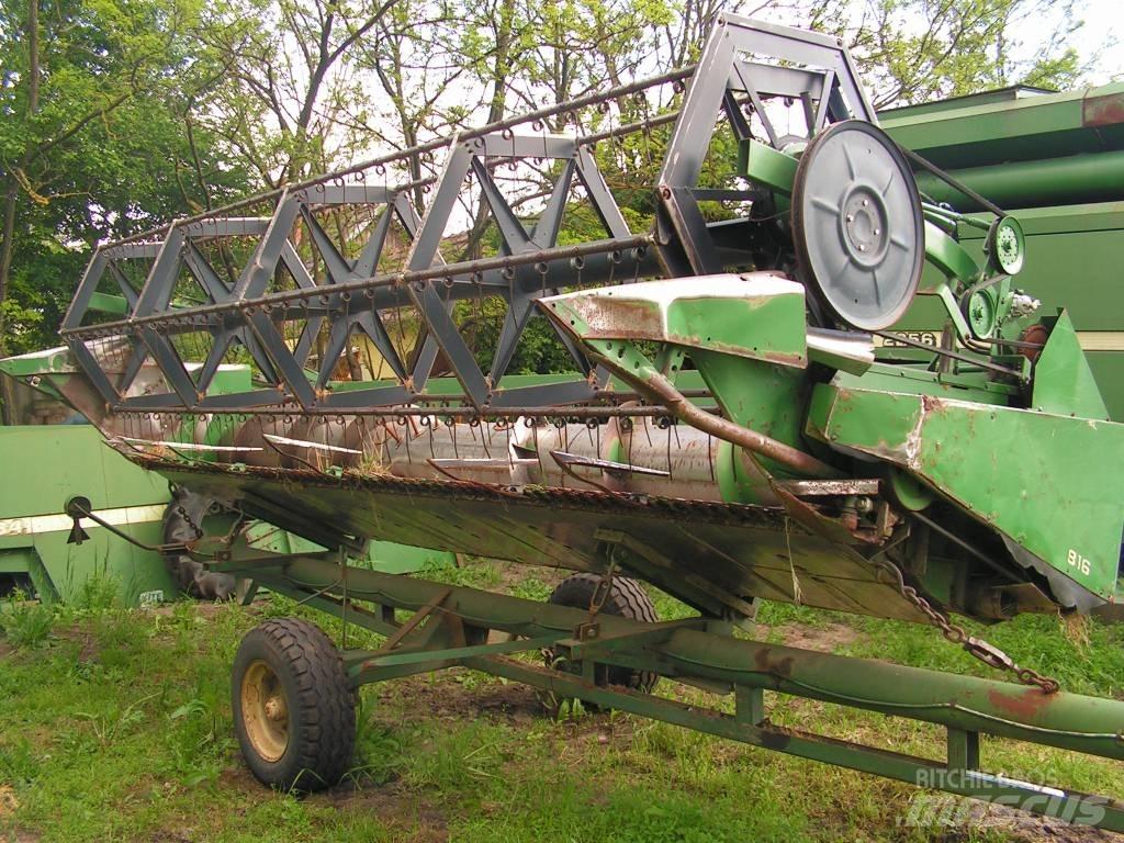 John Deere 2056 Mietitrebbiatrici