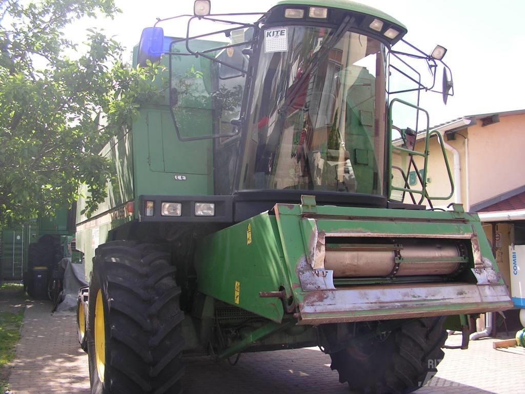 John Deere 2056 Mietitrebbiatrici