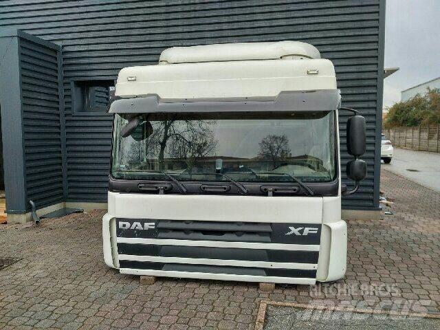 DAF XF 105 Euro 5 Cabine e interni