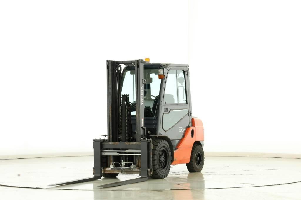 Toyota 02-8-FDF-30 Carrelli elevatori diesel