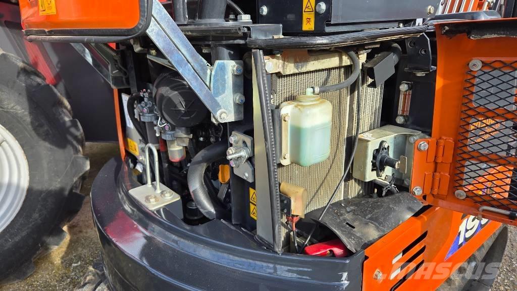 Hitachi ZX 19 Miniescavatori