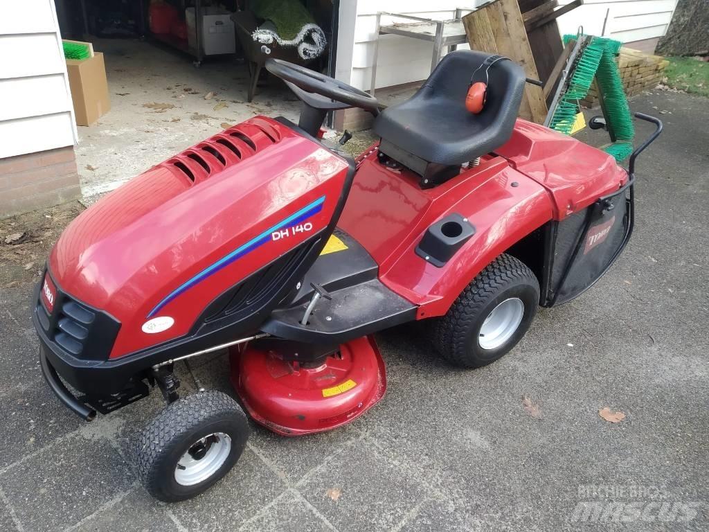 Toro zitmaaier DH140 Trattorini tagliaerba