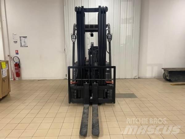 Manitou ME320 Elevatore per esterni
