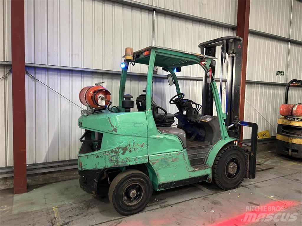 Mitsubishi FG40NT Carrelli elevatori GPL