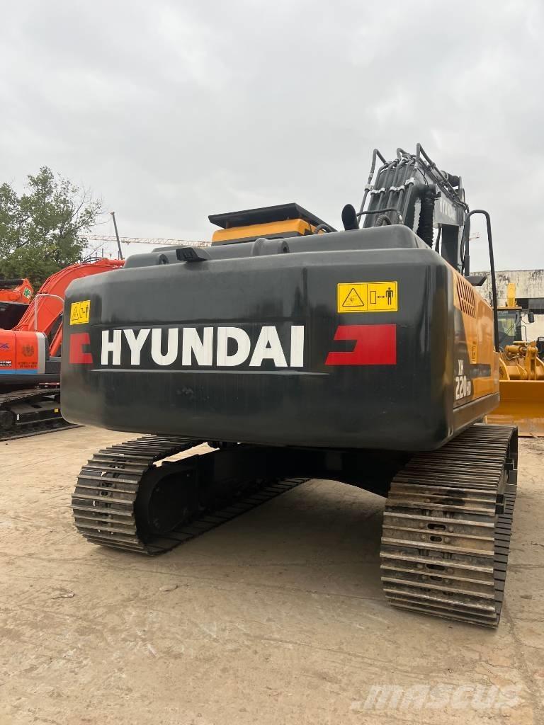 Hyundai HX 220 HD Escavatori cingolati