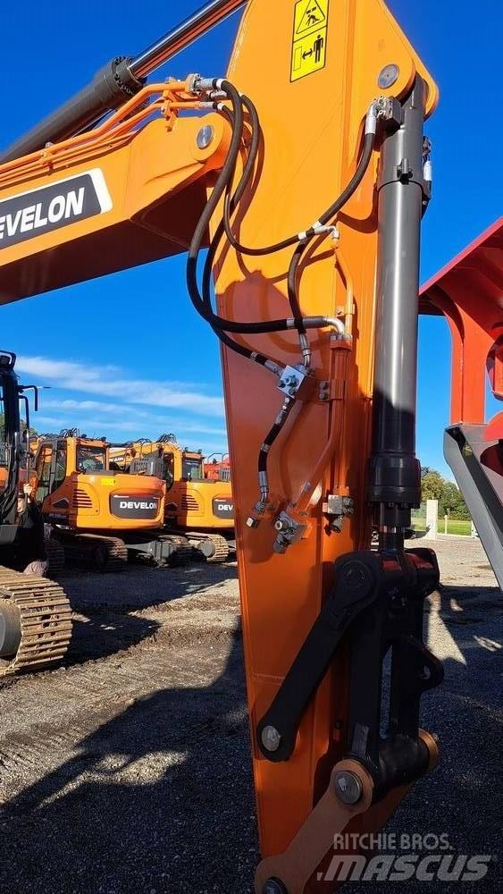 Develon DX 210 NLC-7 Escavatori cingolati