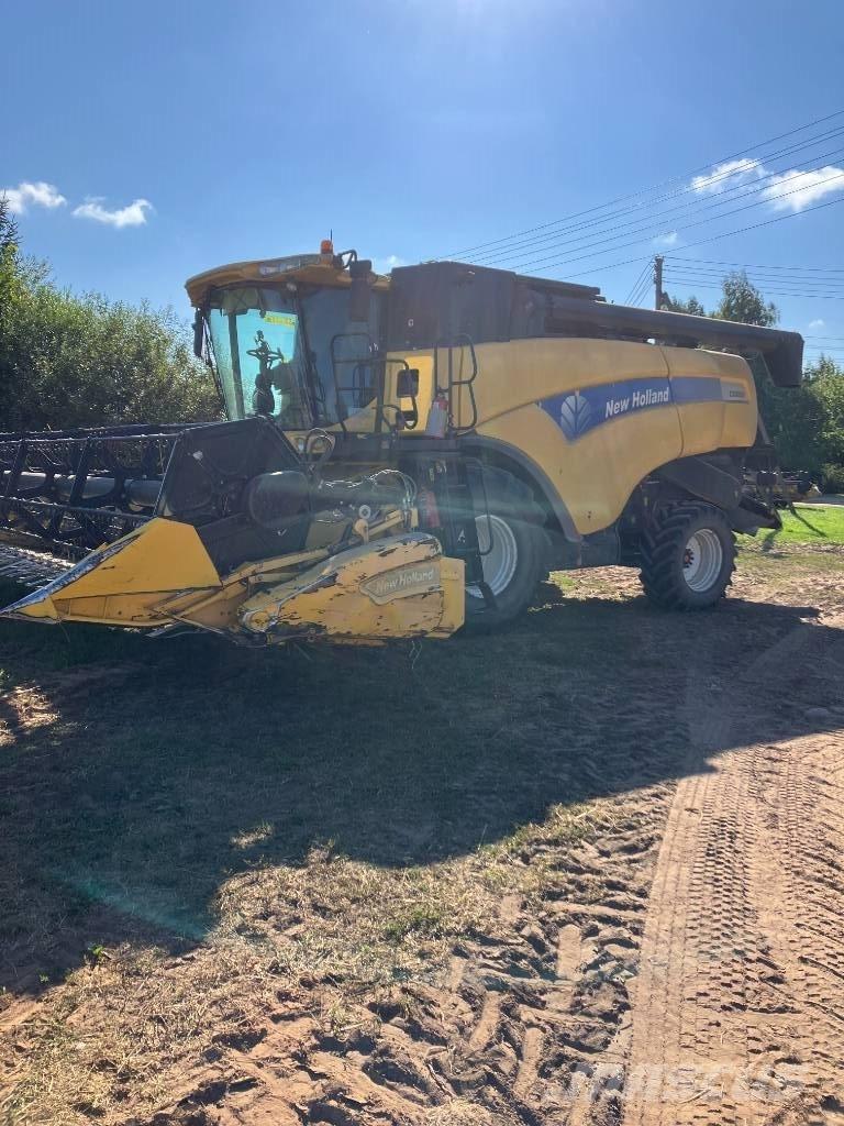 New Holland CX 8080 Mietitrebbiatrici