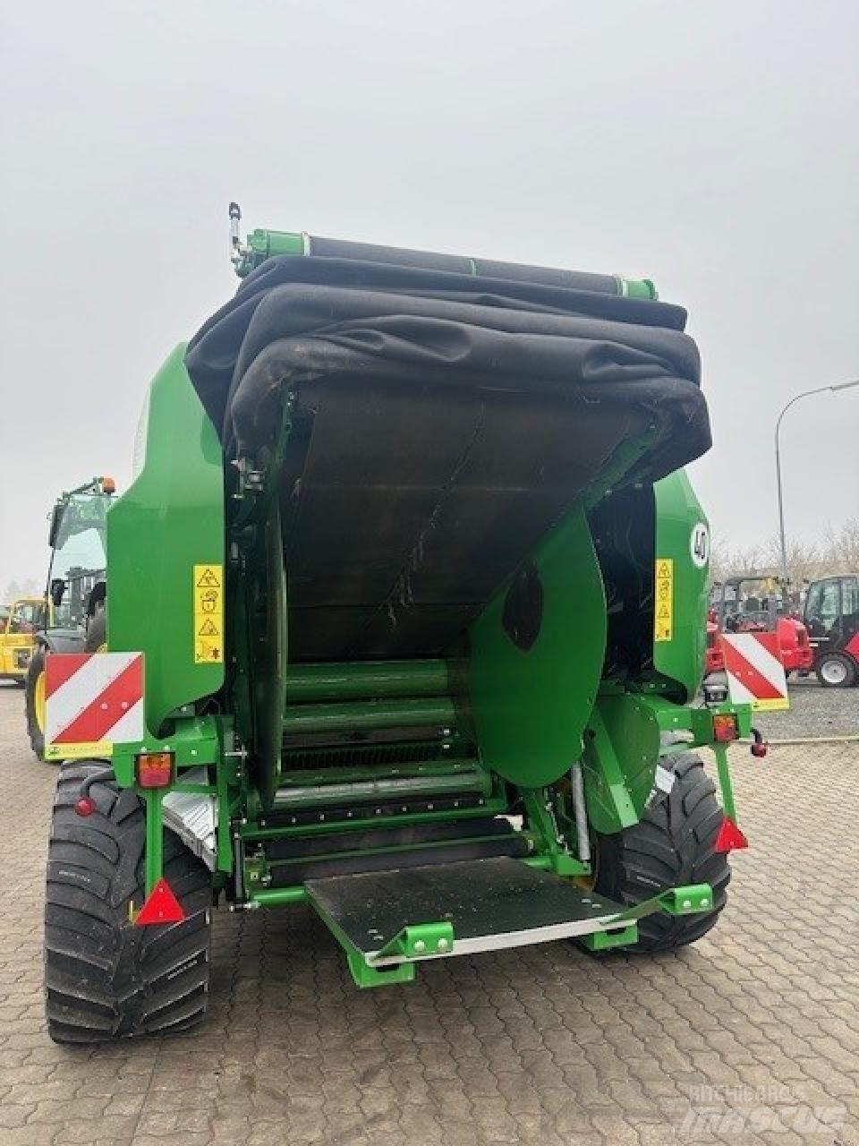 John Deere V461R Rotopresse