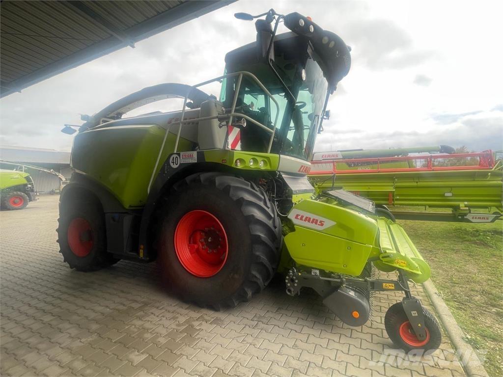 CLAAS Jaguar 950 Trince semoventi