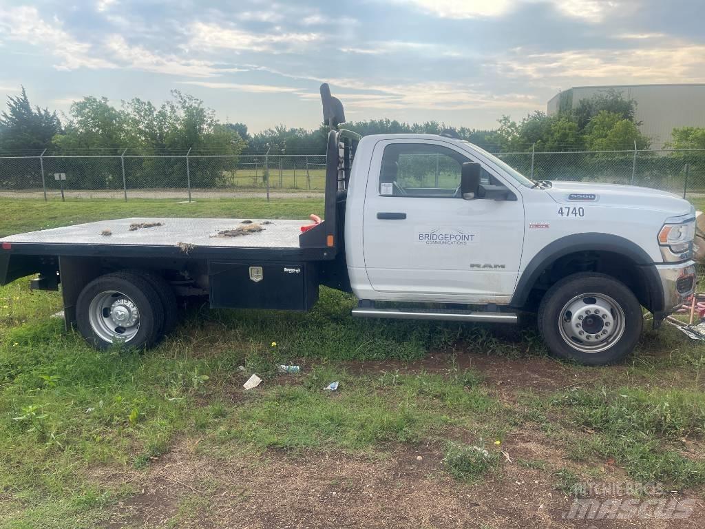 RAM 5500 Camion con sponde ribaltabili