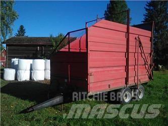 Tuhti 90 Rimorchi per insilato