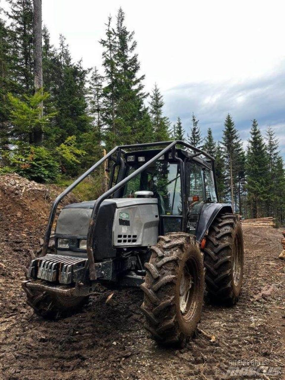 Valtra 6550 Altri mezzi forestali