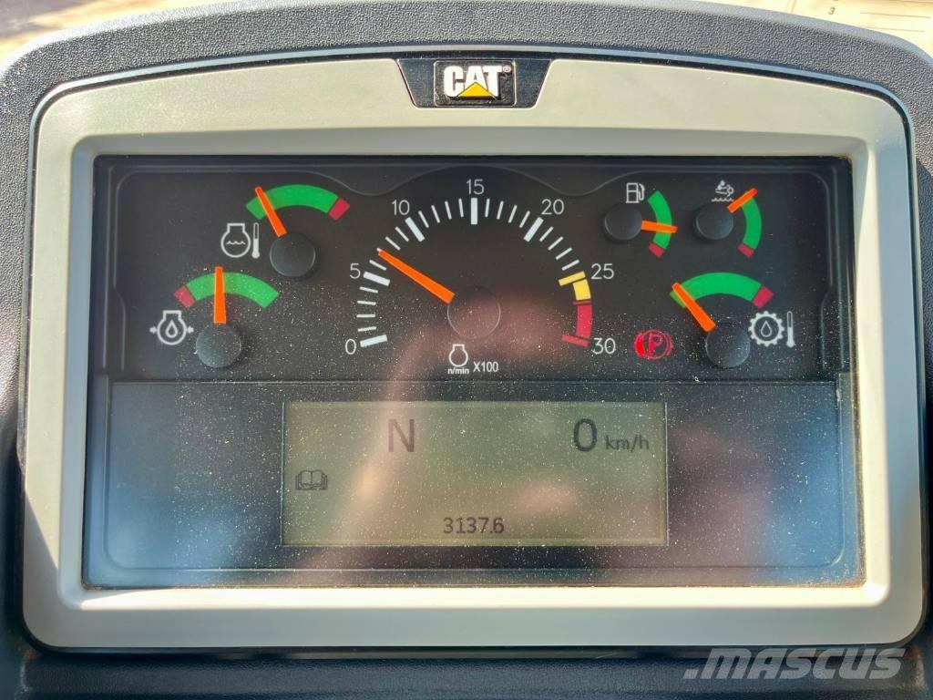 CAT 730 Dumpers articolati