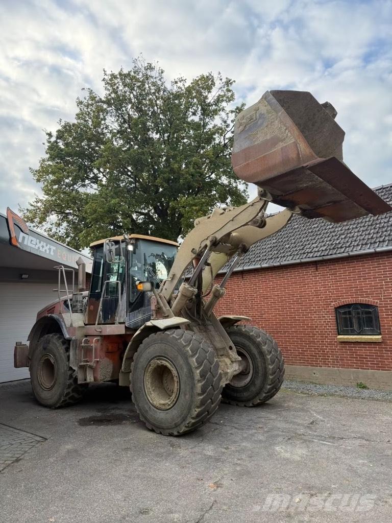 CAT 950 H Pale gommate