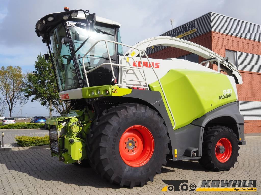 CLAAS Jaguar 840 4x4 Trince semoventi