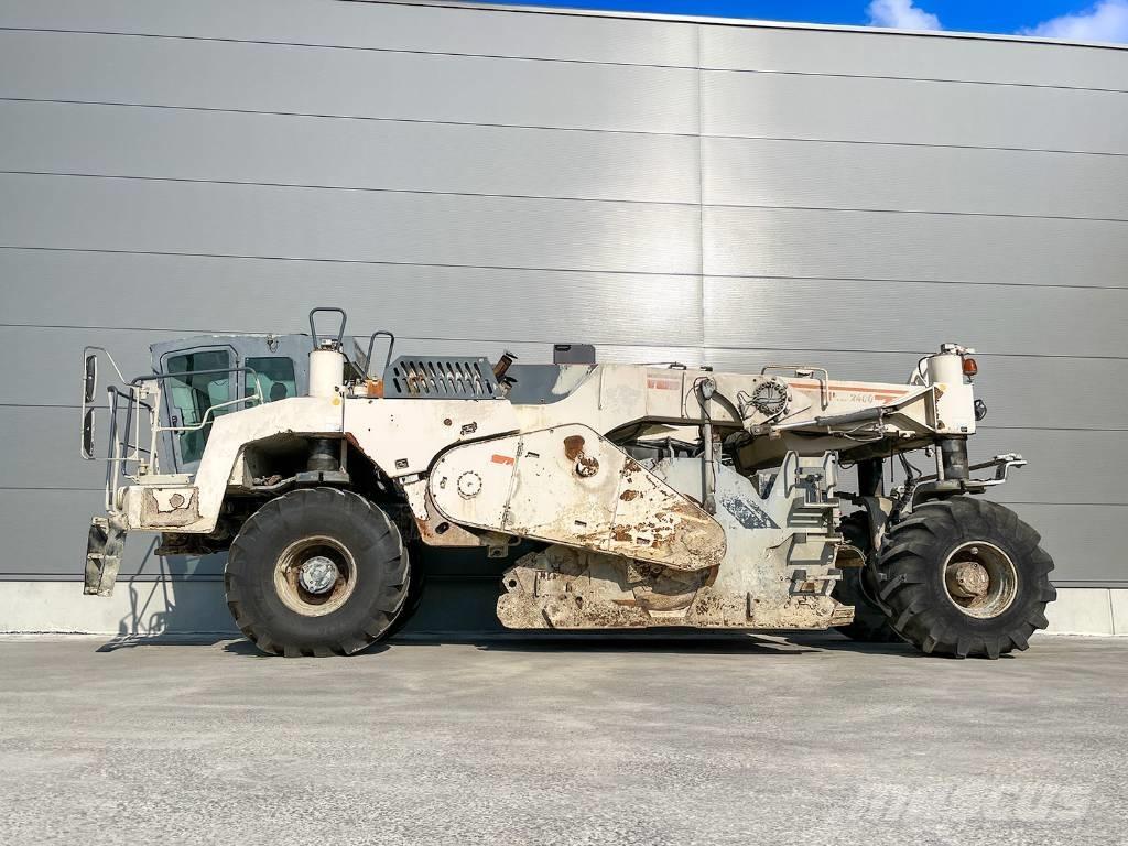 Wirtgen WR 2400 Riciclatori d'asfalto