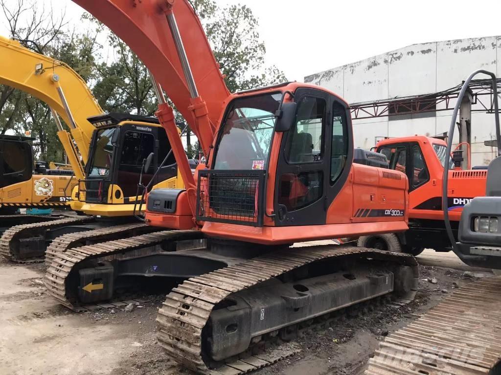 Doosan DX 300 Escavatori cingolati