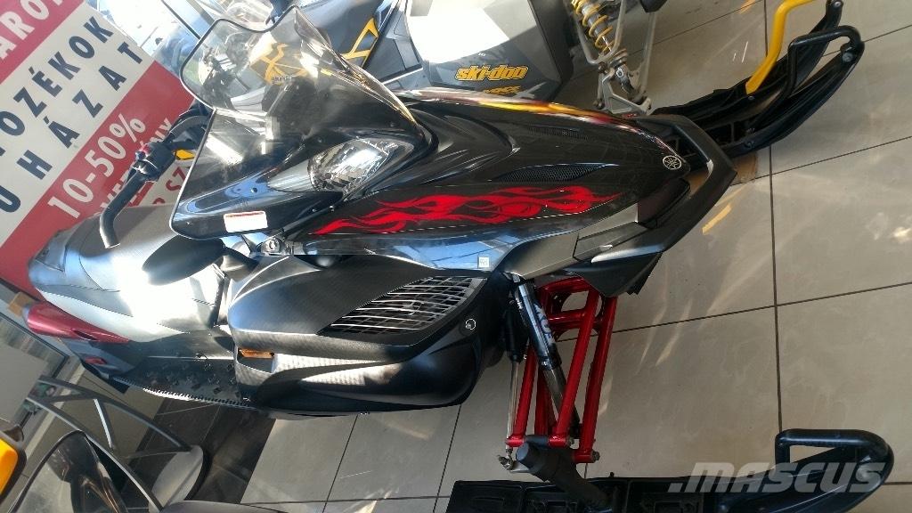 Yamaha Apex 1000 Motoslitte