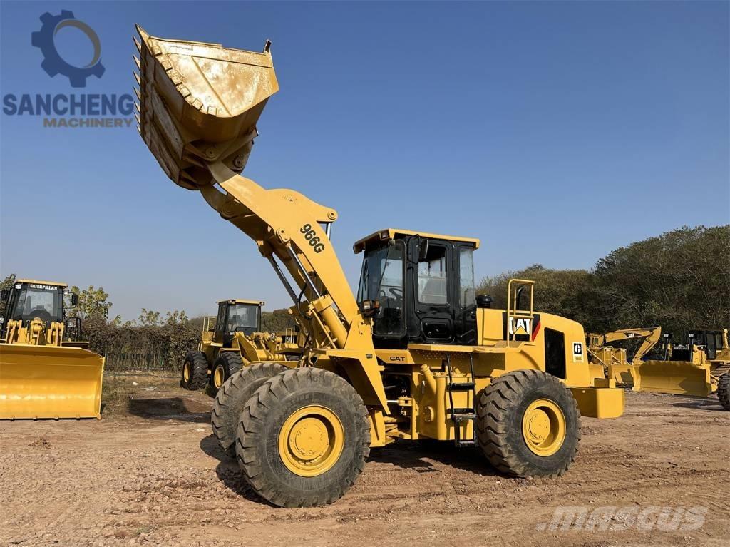 CAT 966 G Pale gommate