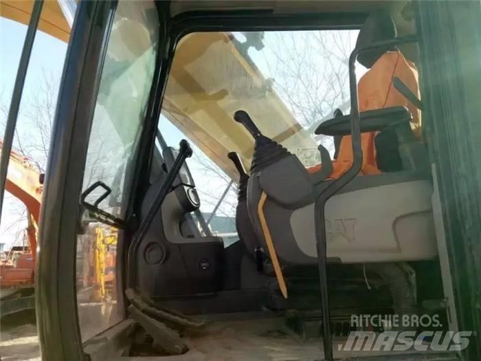 CAT 324 D2L Escavatori cingolati