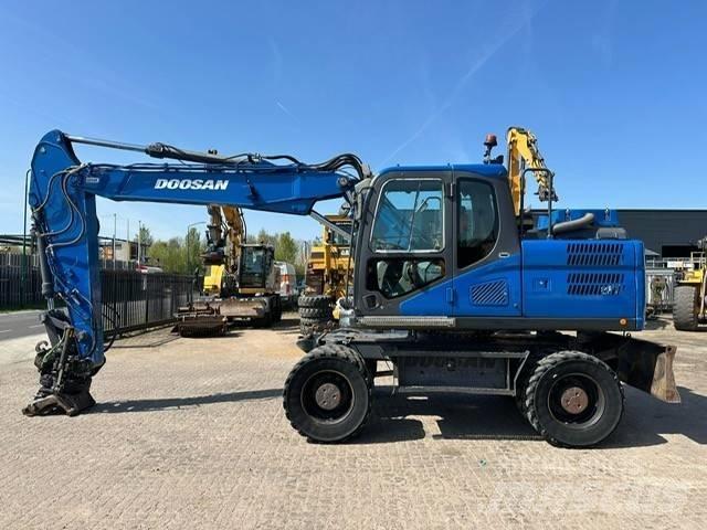 Doosan DX 170 W Escavatori gommati