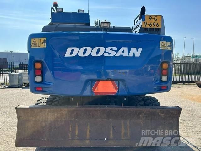 Doosan DX 170 W Escavatori gommati