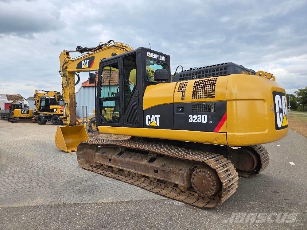 CAT 323DL Escavatori cingolati