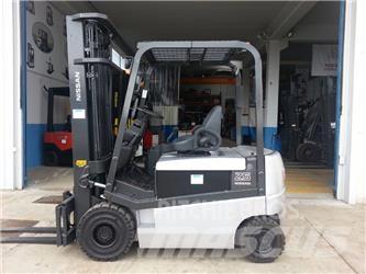 Nissan Q02L25CU Carrelli elevatori elettrici