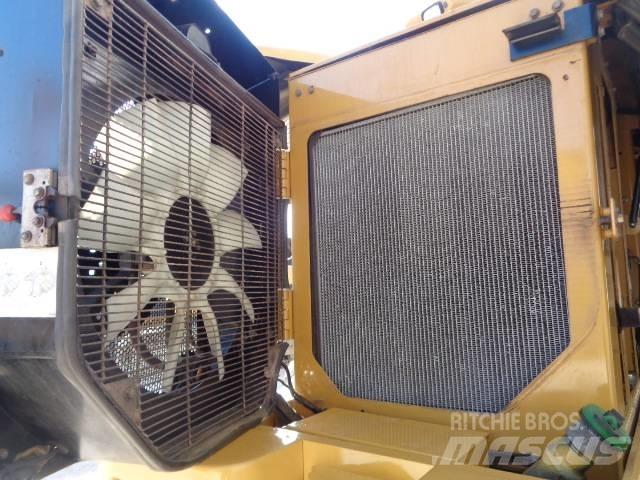CAT 930 G Pale gommate