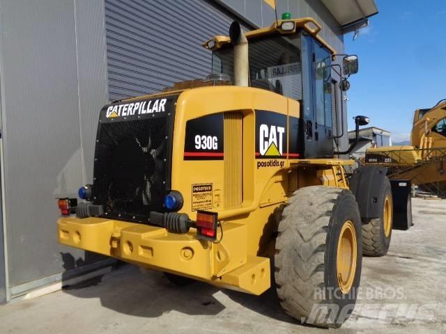 CAT 930 G Pale gommate