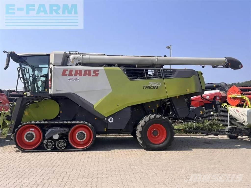 CLAAS trion 750 tt Mietitrebbiatrici