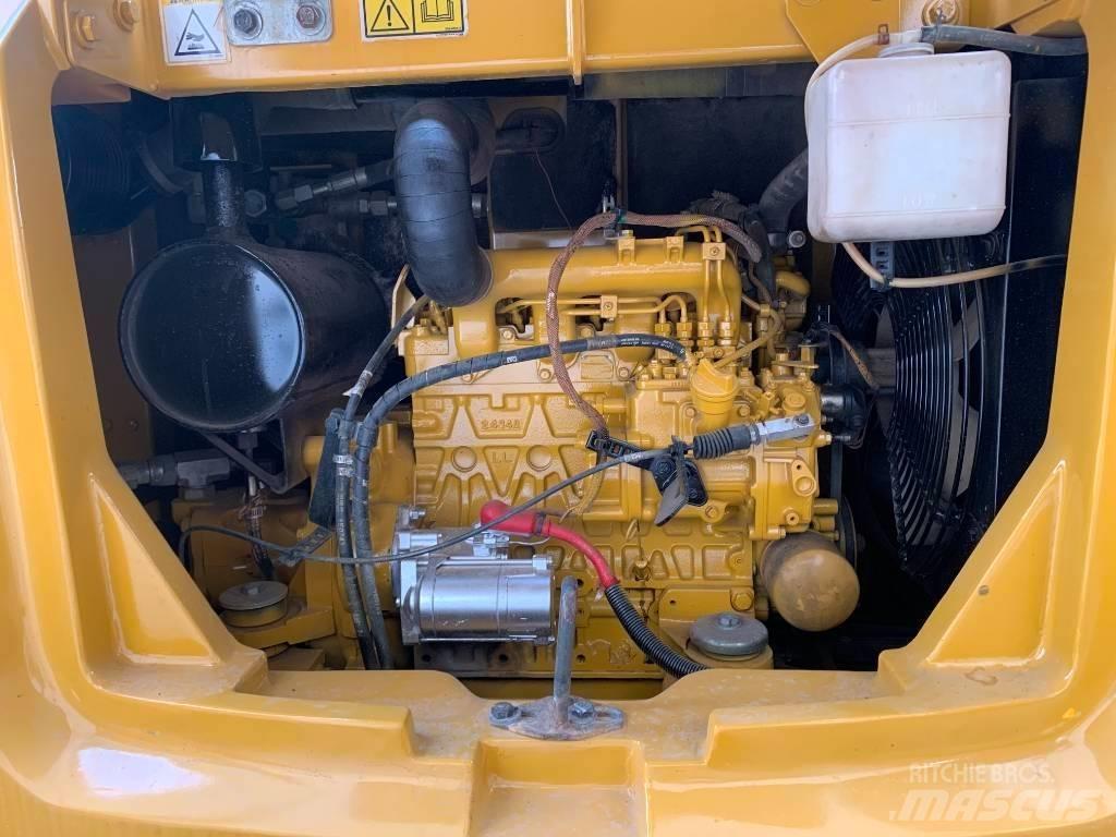 CAT 305.5E2 Escavatori cingolati