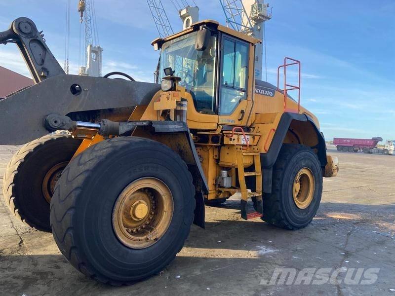 Volvo L 150 H Pale gommate