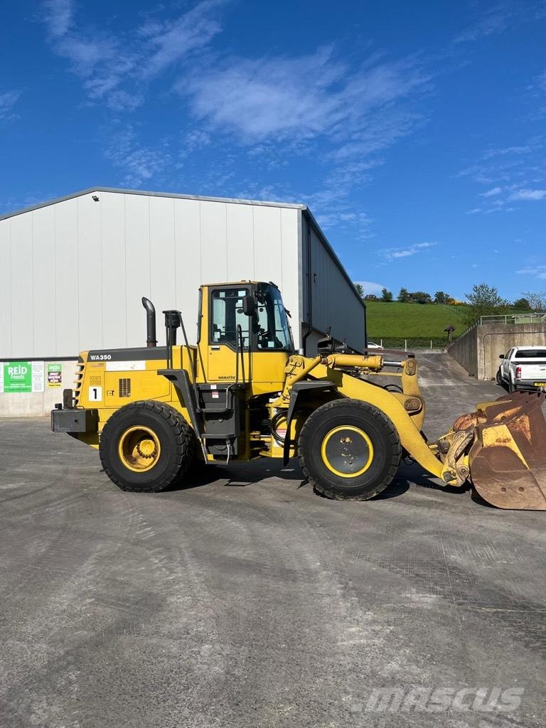 Komatsu WA 350-3 Pale gommate