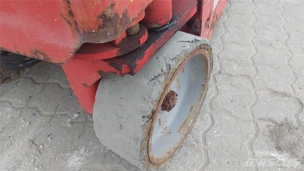 Manitou 78SEC Piattaforme a pantografo