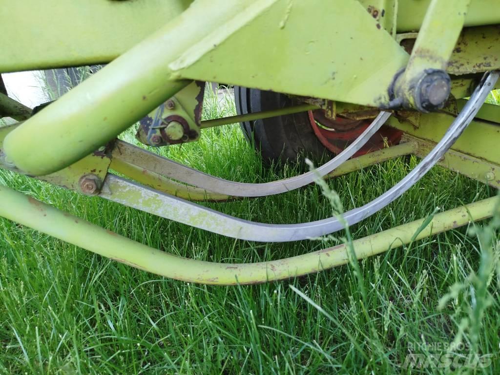 CLAAS Markant 52 Presse quadre