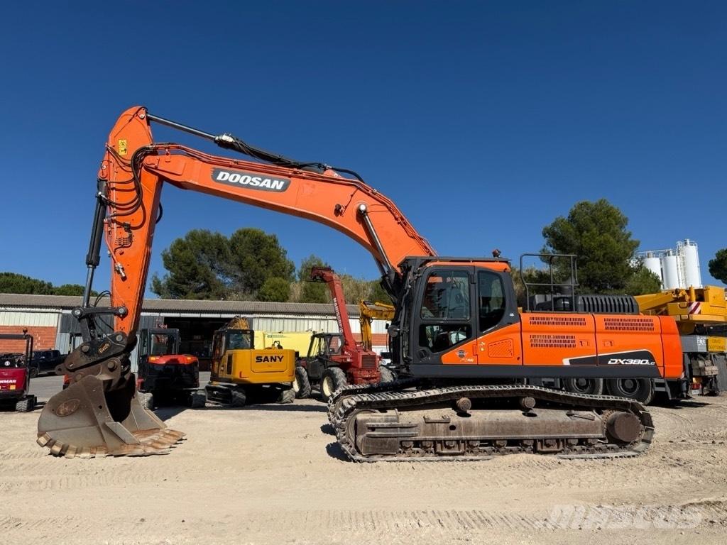 Doosan DX 380 LC Escavatori cingolati