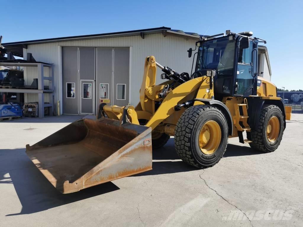 CAT 910 K Pale gommate