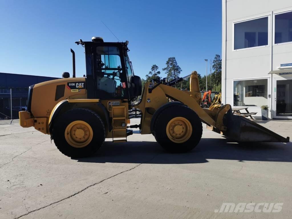 CAT 910 K Pale gommate