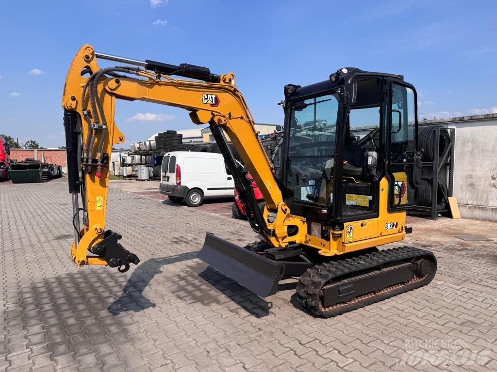 CAT 302.7 D CR Miniescavatori
