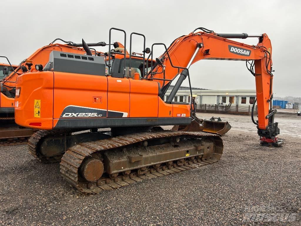 Doosan DX 235 LC-5 Escavatori cingolati