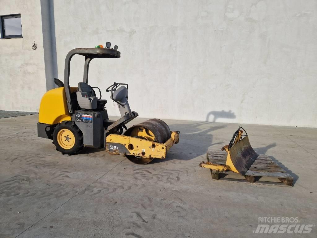 Volvo SD 25 D  R329 Rulli monotamburo