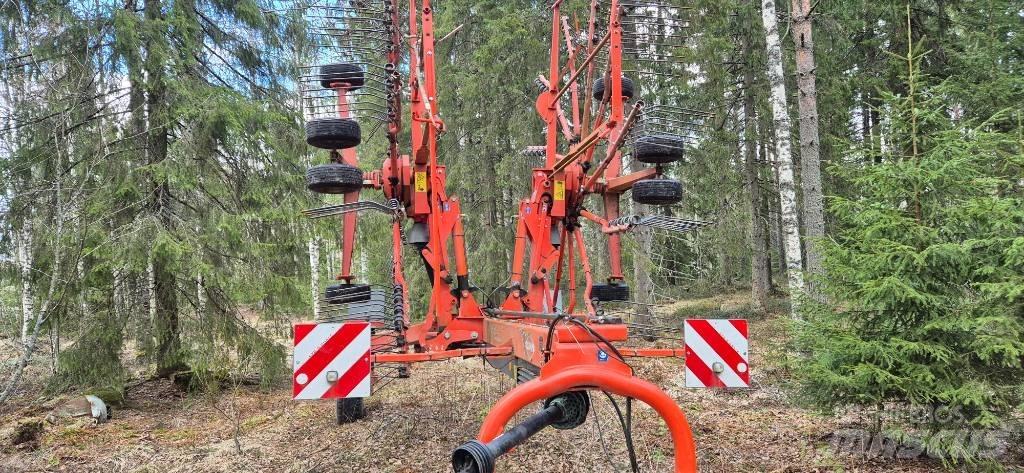 Kuhn GA 8121 Falciandanatrici